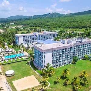 Hilton Rose Hall & Курортный комплекс