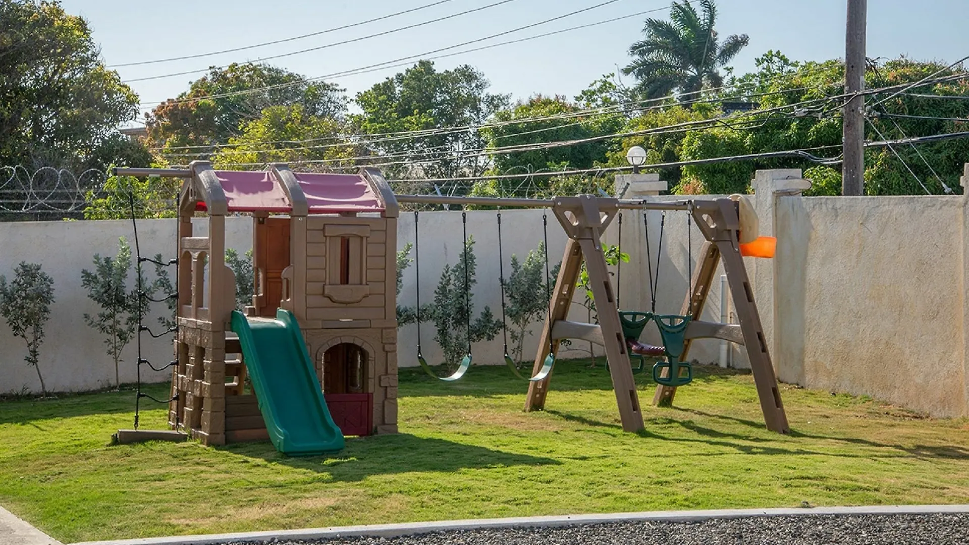 Nianna Coral Bay Deluxe Townhouse Villa Montego Bay